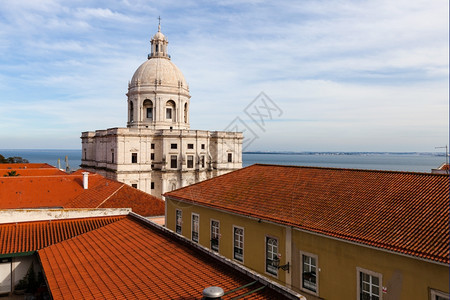 圣恩格拉西亚教堂和葡萄牙里斯本全国万神堂图片