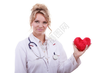 红心女脏病医生定期检查心脏病学概念听诊镜中年医生白围裙穿图片
