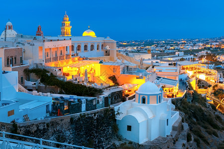希腊爱琴海岛圣托里尼现代首府菲拉圣赫西莫斯堂图片