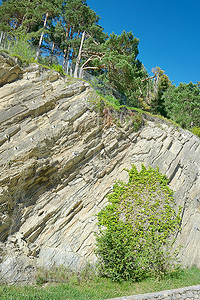 山区岩崩安全网图片