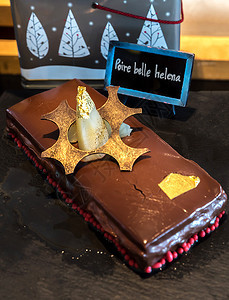 土制巧克力蛋糕上面有贝勒赫莱娜图片