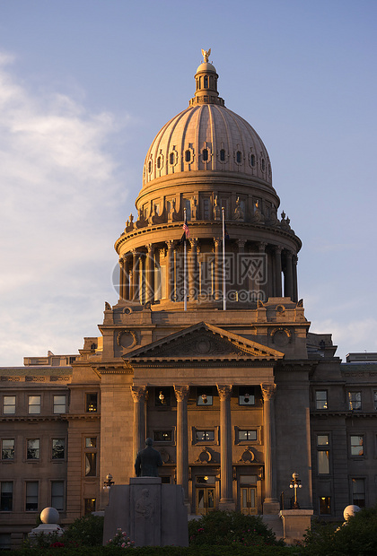 这个建筑奇观是Idaho政府工作的地方图片