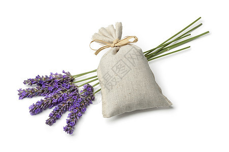 白底带干紫色花朵和新鲜白底熏衣粉的内麻袋图片