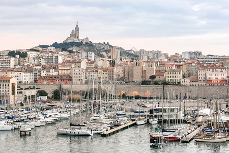 马赛法国日落著名的欧洲港口对加尔德圣母院的看法图片