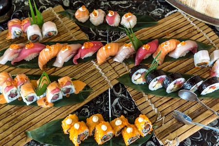 寿司海产食品包的闲置图片