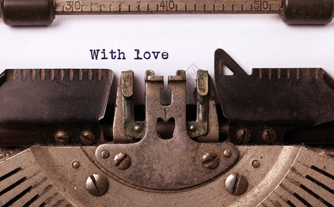 由旧打字机和爱人的旧打字机制作文身图片