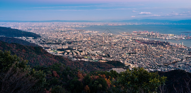 观赏来自玛雅山的关西地区几个日本城市背景图片