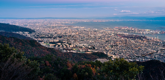观赏来自玛雅山的关西地区几个日本城市图片