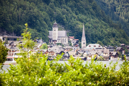 Hallstat村夏季全景观奥地利图片