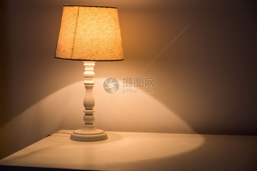 台灯高清图片下载-正版图片304292081-摄图网