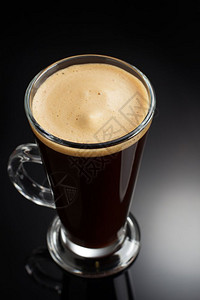 黑底咖啡杯图片
