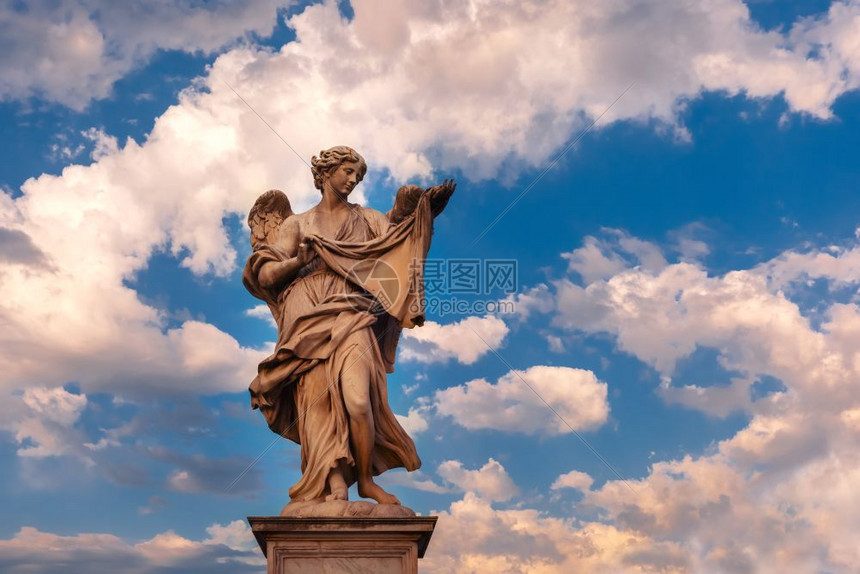圣天使桥上的雕像意大利罗马圣天使桥上的十个之一圣桥上的雕像的象征意大利罗马圣天使桥上的十个之一圣桥上的雕像图片
