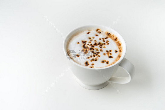 孤立于白色的热咖啡卡布奇诺杯图片