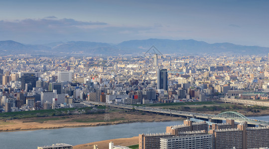 日本大阪市高角度全景图片
