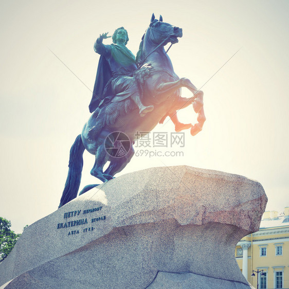 俄罗斯圣彼得堡大帝纪念碑图片