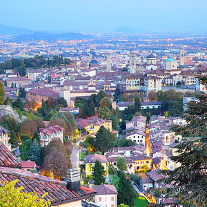 意大利Bergamo全景观图片