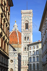 意大利佛罗伦萨Giotto和Duomo的露营景象图片