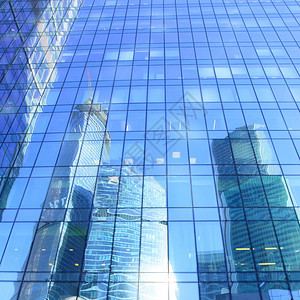 现代办公建筑的反思建筑和商业背景图片