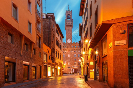 意大利佛罗伦萨早晨的PalazzoVecchio意大利佛罗伦萨著名的PalazzoVecchio塔上午在意大利托斯卡纳佛罗伦萨的图片