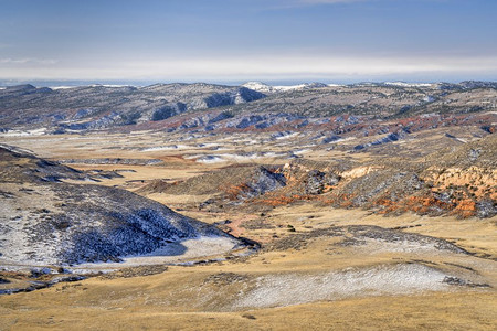 在科罗拉多北部红山开放空间的露天景或冬季风图片