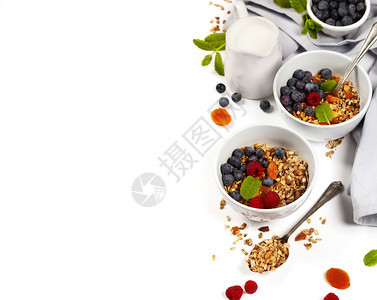 干果和坚自制粮和健康早餐原料蜂蜜牛奶和浆果白本图片