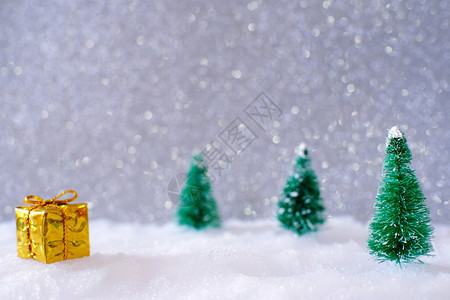 圣诞家居装饰的小手工礼品盒图片