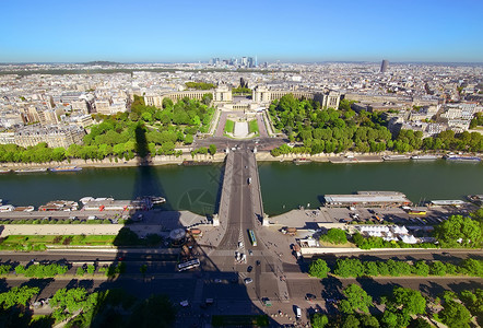 巴黎和塞纳河的航空全景图片