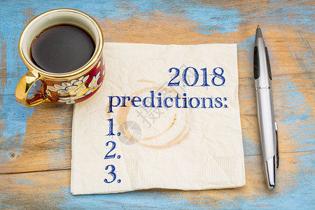 餐巾纸上加咖啡杯的2018年预测清单图片