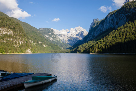 奥地利美丽的Alpine湖Altausseer风景图片