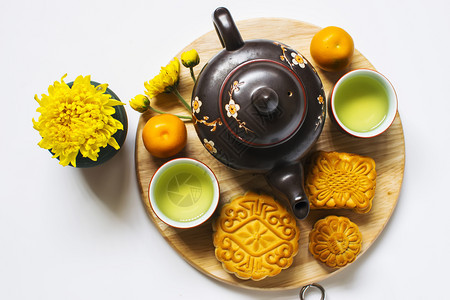 中秋节的月饼和茶叶图片