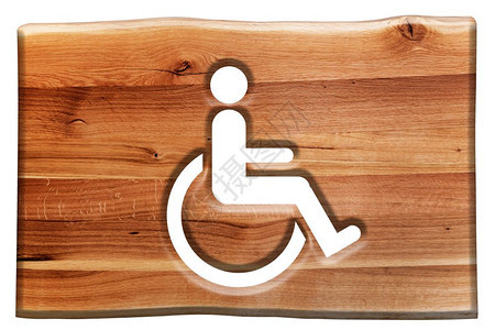 身着轮椅标志残疾人符号被用木板切开的残疾人在白板上被孤立图片