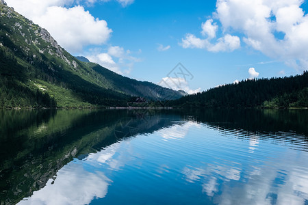 夏季阿尔卑斯山湖的全景莫斯基奥科波兰塔特拉山脉波兰塔特拉山图片