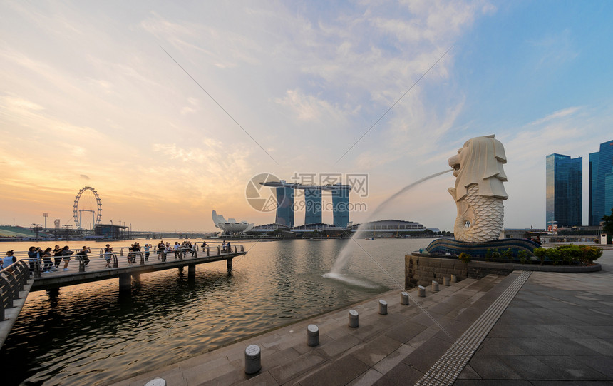 新加坡城2018年7月9日出时图片