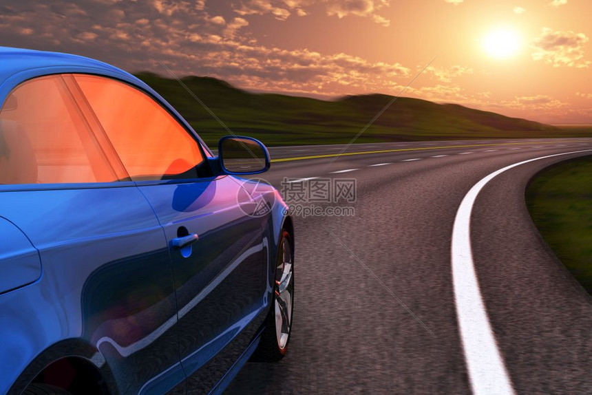 蓝车在日落时由自动巴本驾驶运模糊效果图片