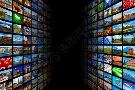 具有创意的抽象网络流动媒体视频电技术与多媒体商务互联网通信概念黑背景有无尽的屏幕墙壁有彩色照片和不同图像的多彩展示图片
