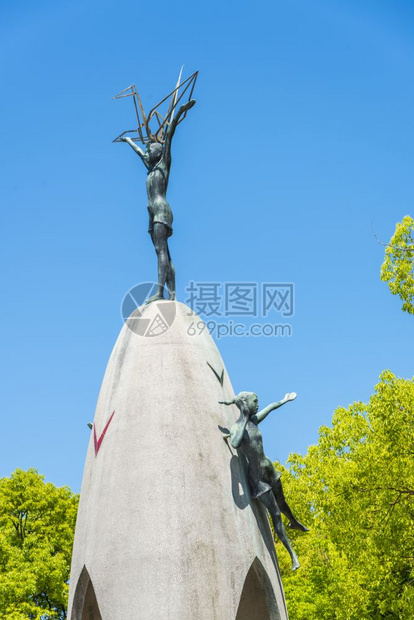 2015年4月8日本HIROSHIMA儿童与和平纪念碑这是佐木贞子和原弹爆炸受害儿童的和平纪念碑图片