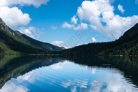 波兰塔特拉高山海湖之眼图片