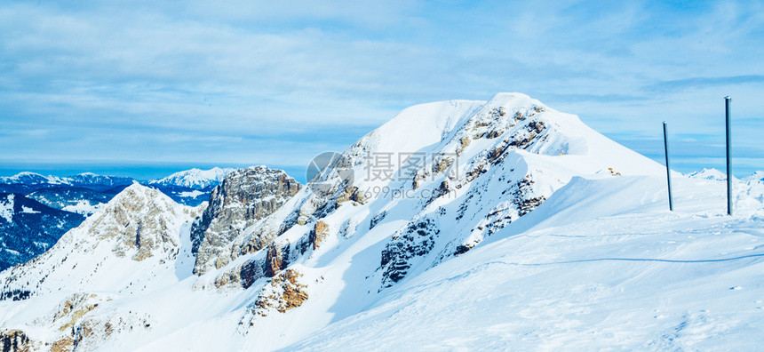 山区冬季风景图片