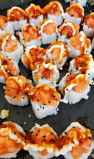 寿司自助餐图片