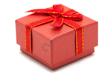白色背景的红礼品盒图片
