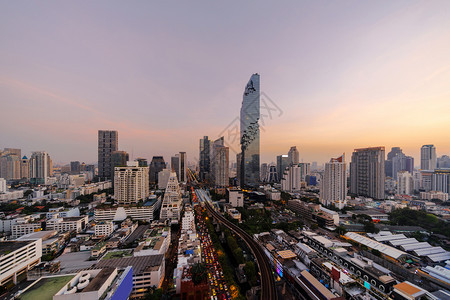 位于亚洲智能城市的金融区和商业中心图片