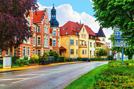 德国梅克伦堡地区施韦林老城古传统建筑的景象夏光图片