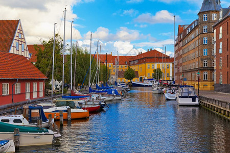 丹麦哥本哈根老城景色夏季图片