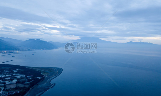 日本静冈出时美浩海空中视图图片