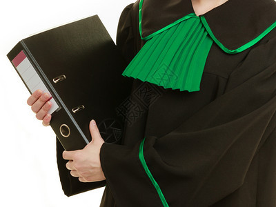 年轻女律师身着古典黑绿礼服有档案文件夹或白背景孤立的档案图片