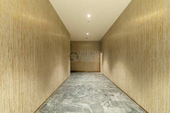 空木房走廊墙壁和石头大理地板室内设计装饰背景图片