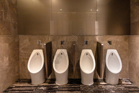 在公共厕所的餐厅或旅馆商场的洗手间旅馆或购物中心室内装饰设计图片