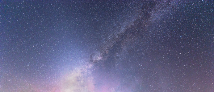 银河系夜空和宇宙间背景有恒星图片
