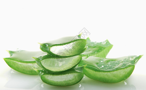 白色背景上的AloeVera图片