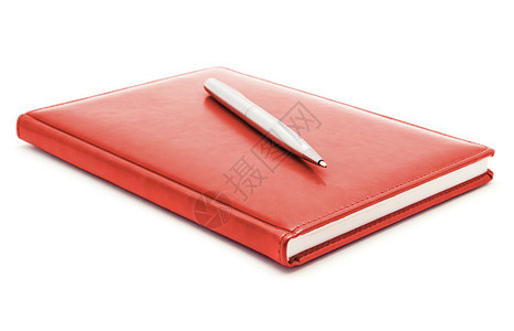 红色日记和笔白背景图片